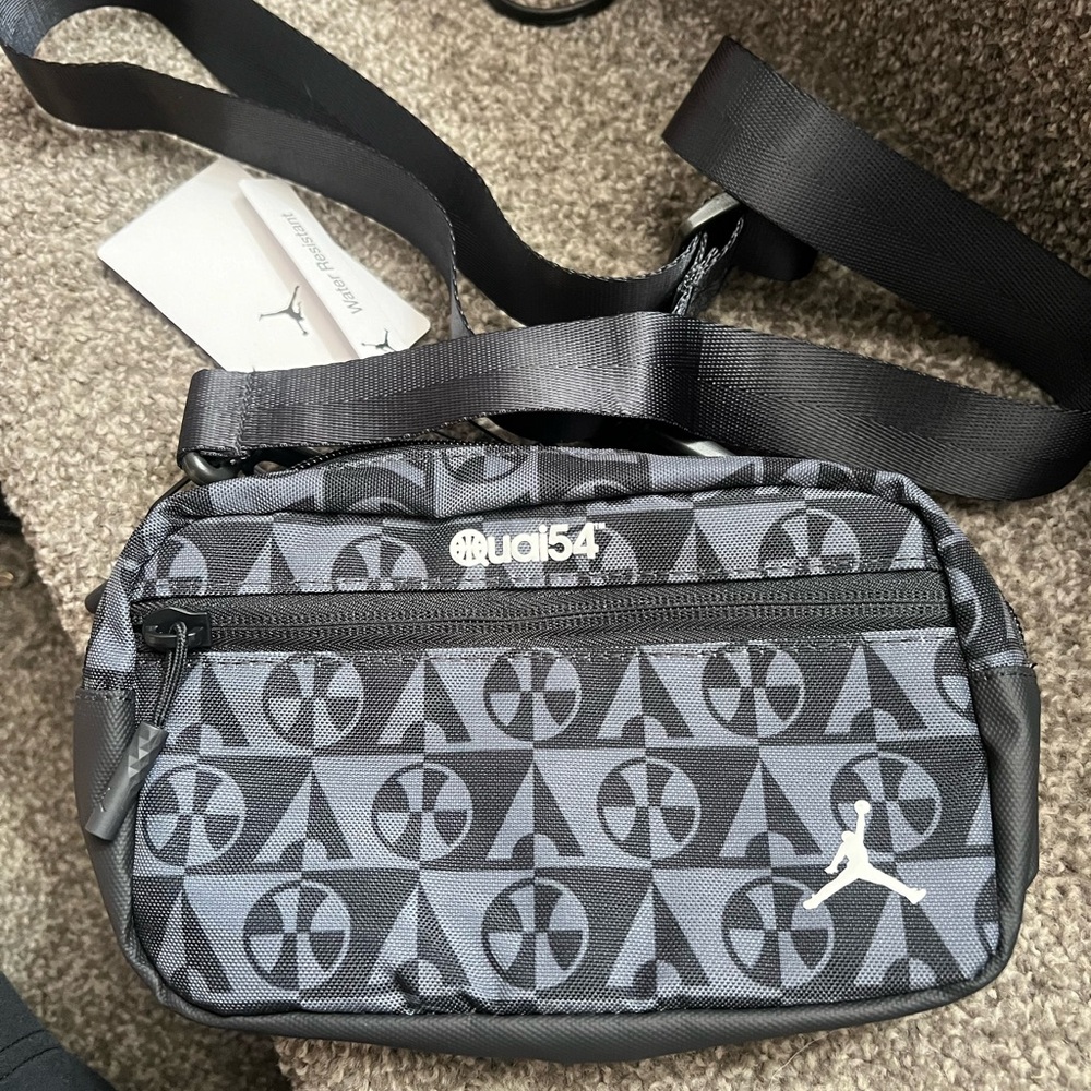 Nike Air Jordan Quai 54 Shoulder Bag